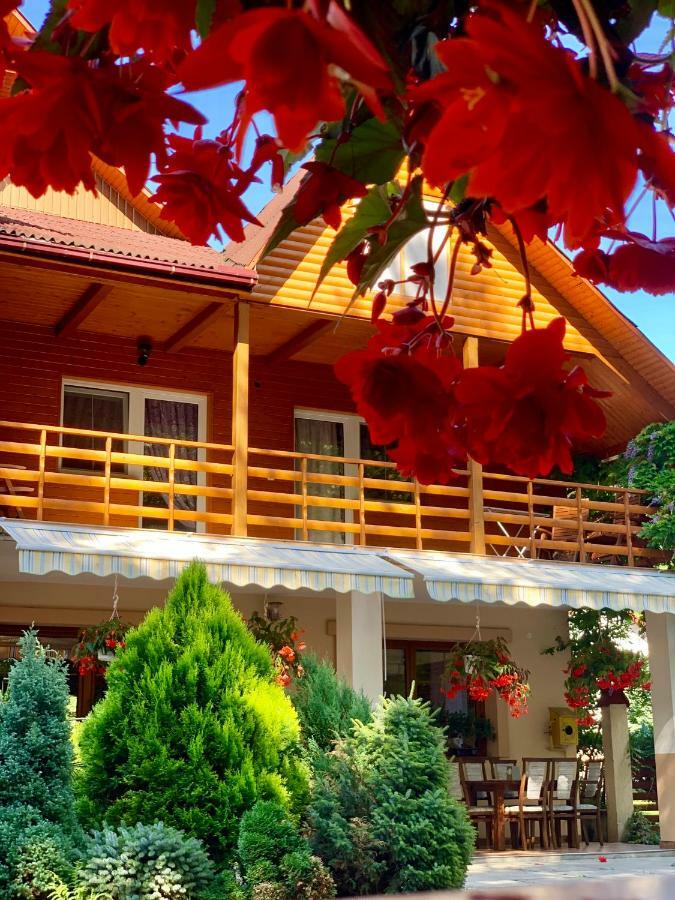 Янтарная Форель Bushtyno Exteriér fotografie