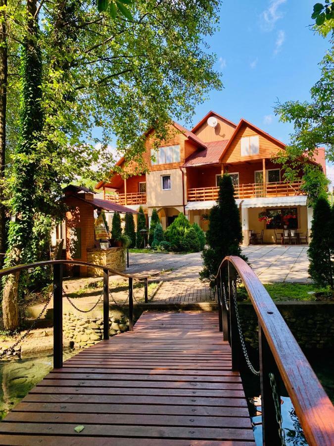 Янтарная Форель Bushtyno Exteriér fotografie